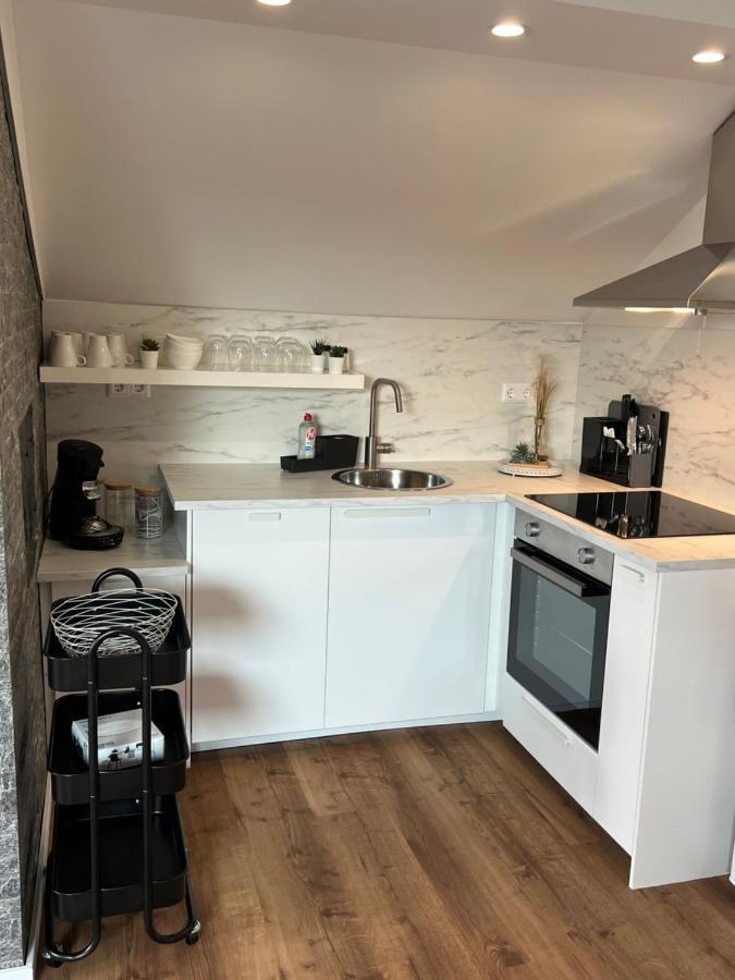 Ferienwohnung Lidu-Jene Eislingen Exterior foto